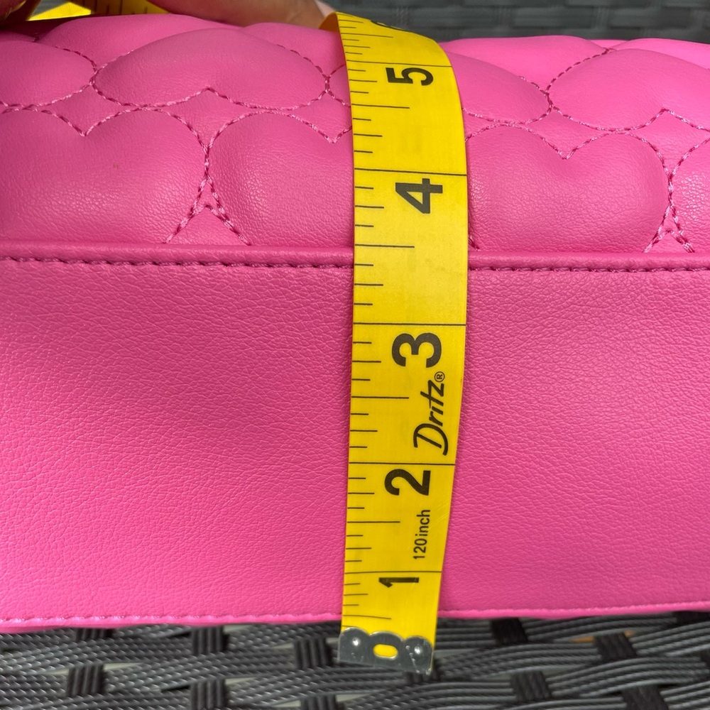 JUICY COUTURE BAG,Juicy Couture Vibrant Pink Heart Crossbody Bag - Picture 5 of 16
